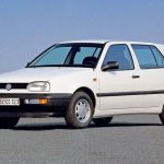 Хэтчбек Golf 3 в белом кузове