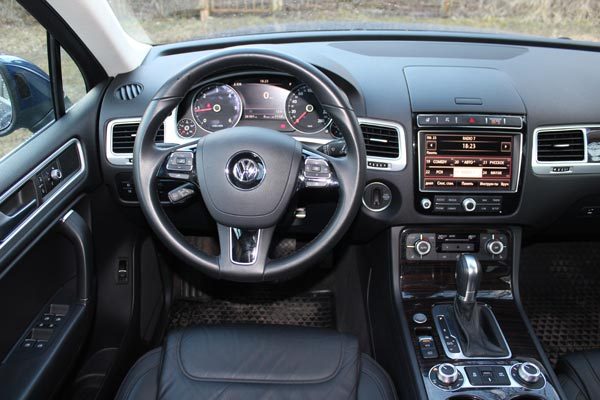 Панель приборов VW Touareg