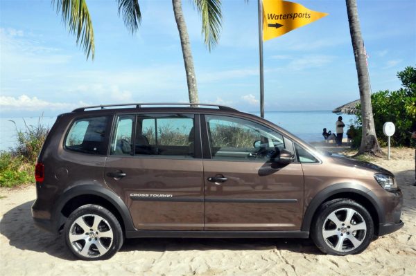 VW Cross Touran