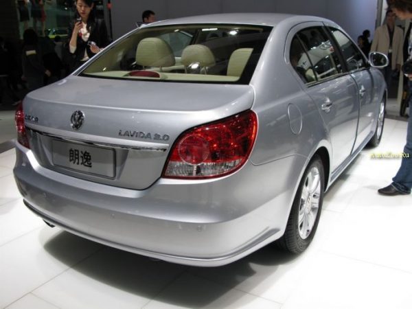 VW Lavida первого поколения