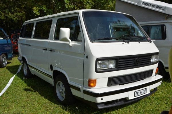 VW Caravelle 1990 года