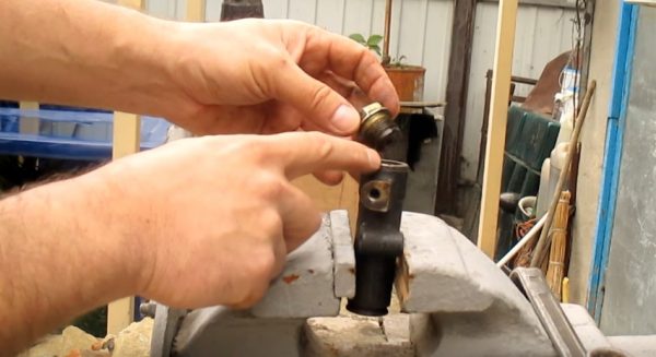 Извлечение толкателя