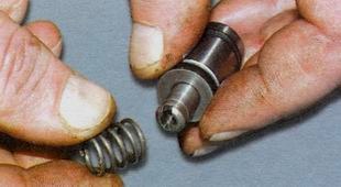 Пружина поршня