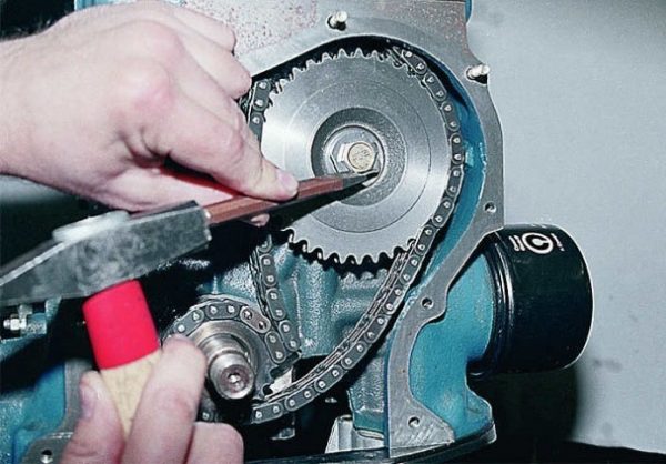 Крепление шестерни