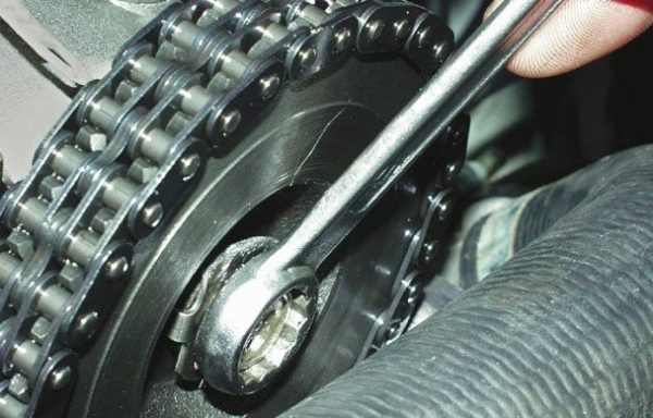 Фиксирование шестерни