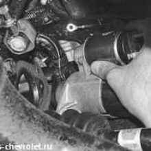 Снимаем стартер