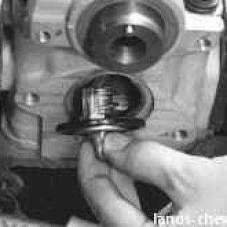 Извлекаем термостат