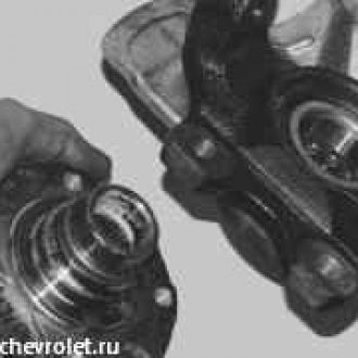 Снимаем ступицу
